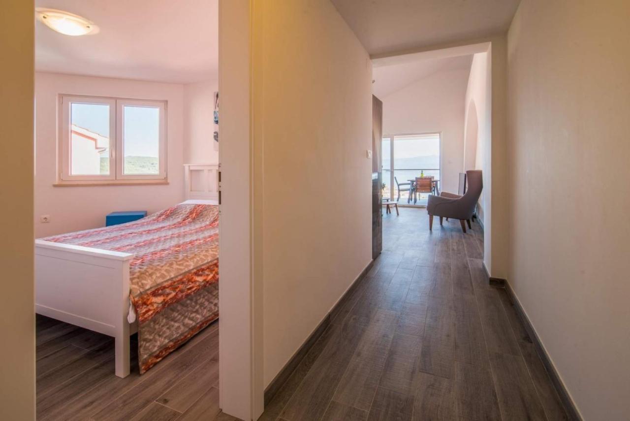 Apartman Zoe Vrbnik Exteriér fotografie