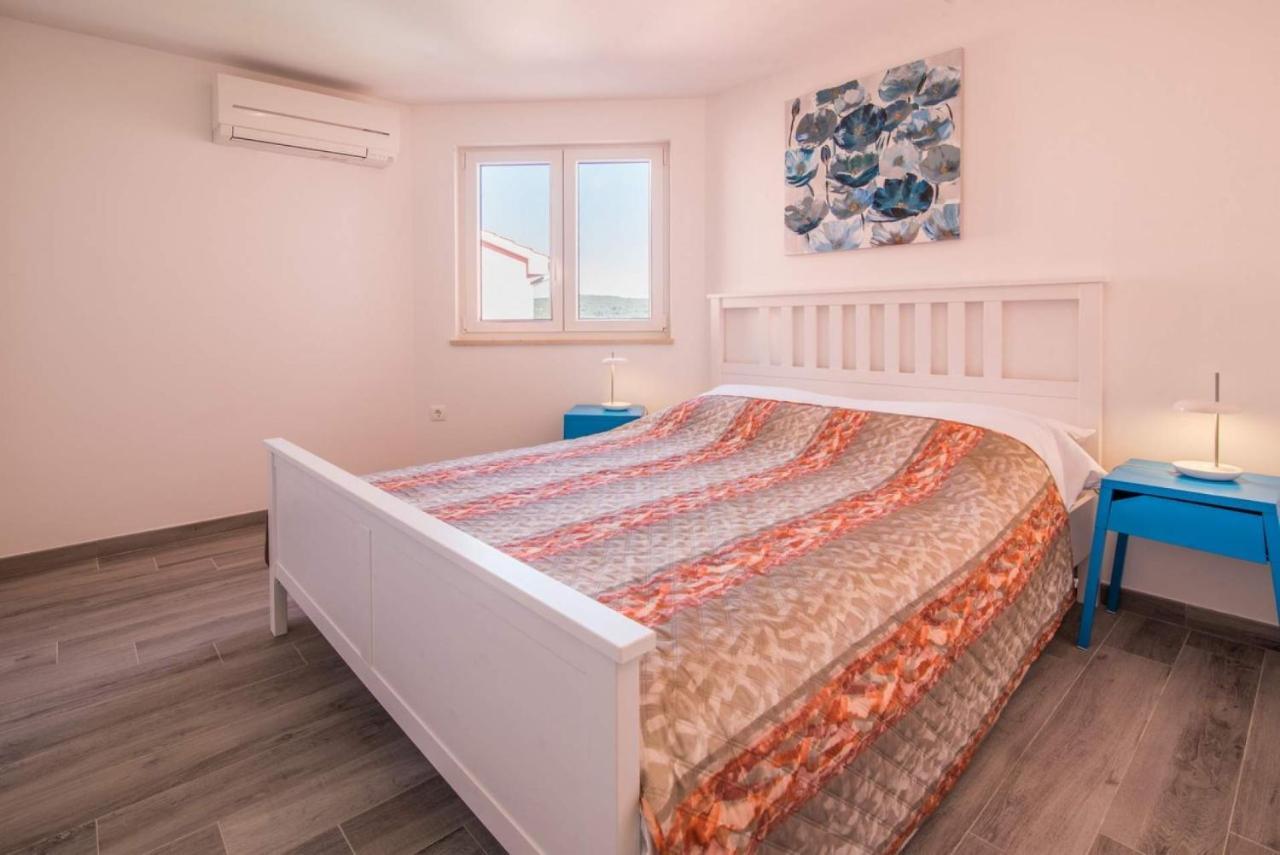 Apartman Zoe Vrbnik Exteriér fotografie